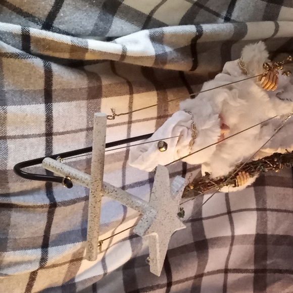 EUC Ditz Ivory Marionette With Stand - Picture 2 of 11